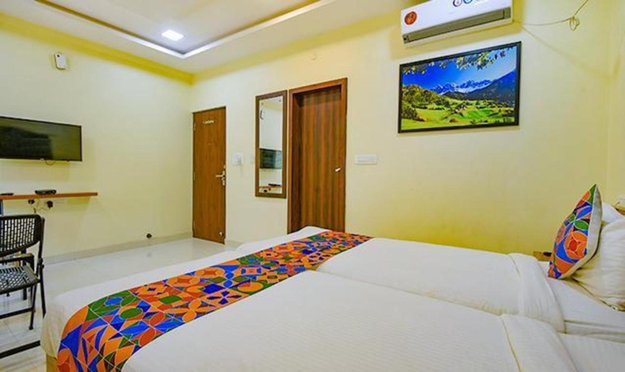 Fabexpress Purple Suites Inn Bangalore Esterno foto