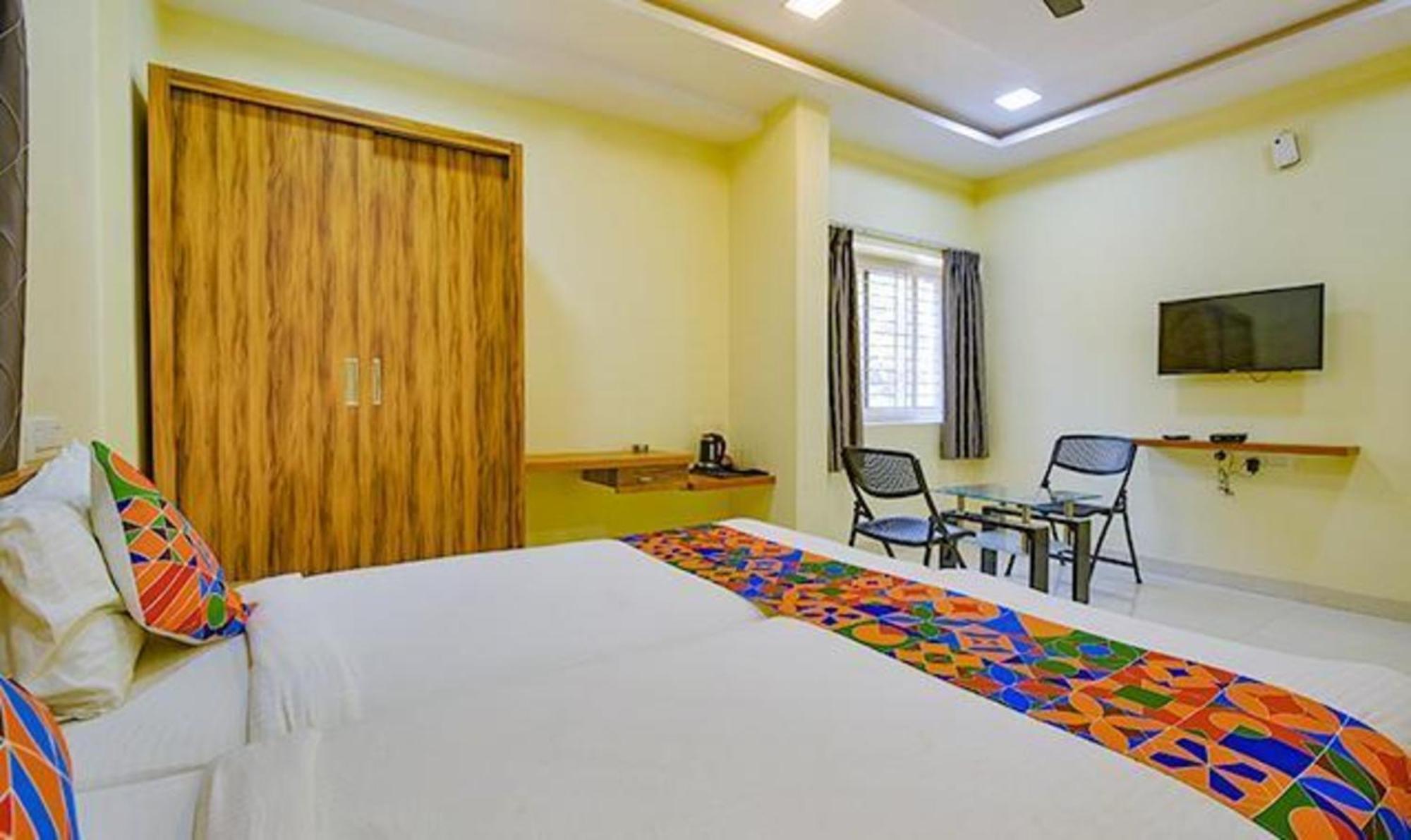 Fabexpress Purple Suites Inn Bangalore Esterno foto