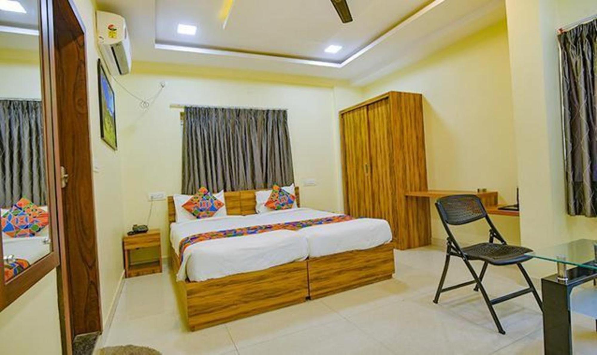 Fabexpress Purple Suites Inn Bangalore Esterno foto
